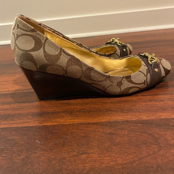 COACH wedges - Great condition - 7.5B - Picture 3 of 6